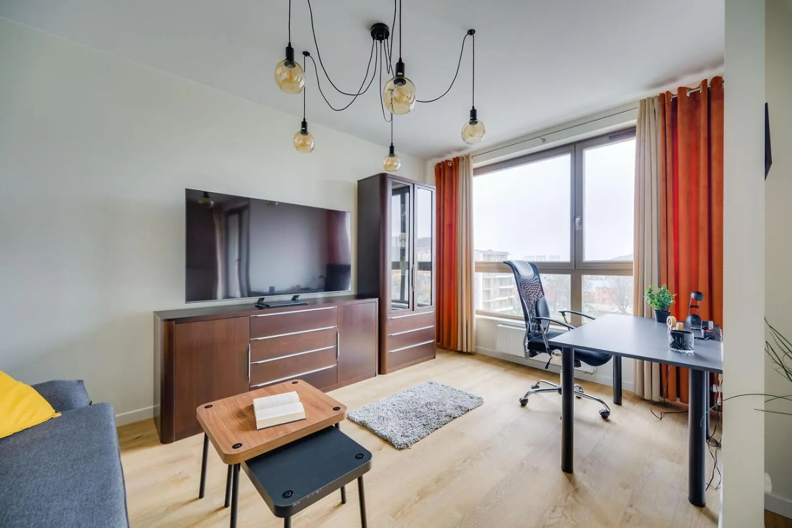 Prostywynajem Apartament Garrison Skyline Parking グダニスク